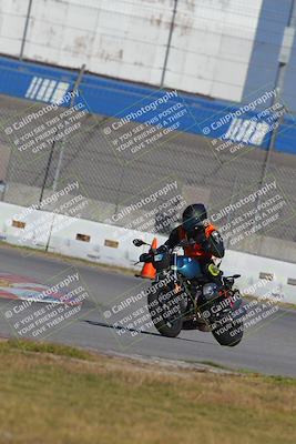 media/Nov-26-2022-Fastrack Riders (Sat) [[b001e85eef]]/Level 1/Session 3 Outside Turn 9/